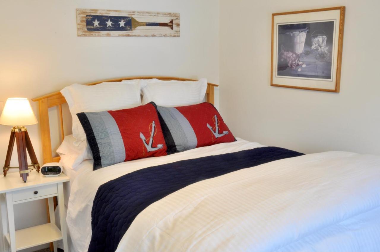 Inn At Haven Harbour Rock Hall Экстерьер фото
